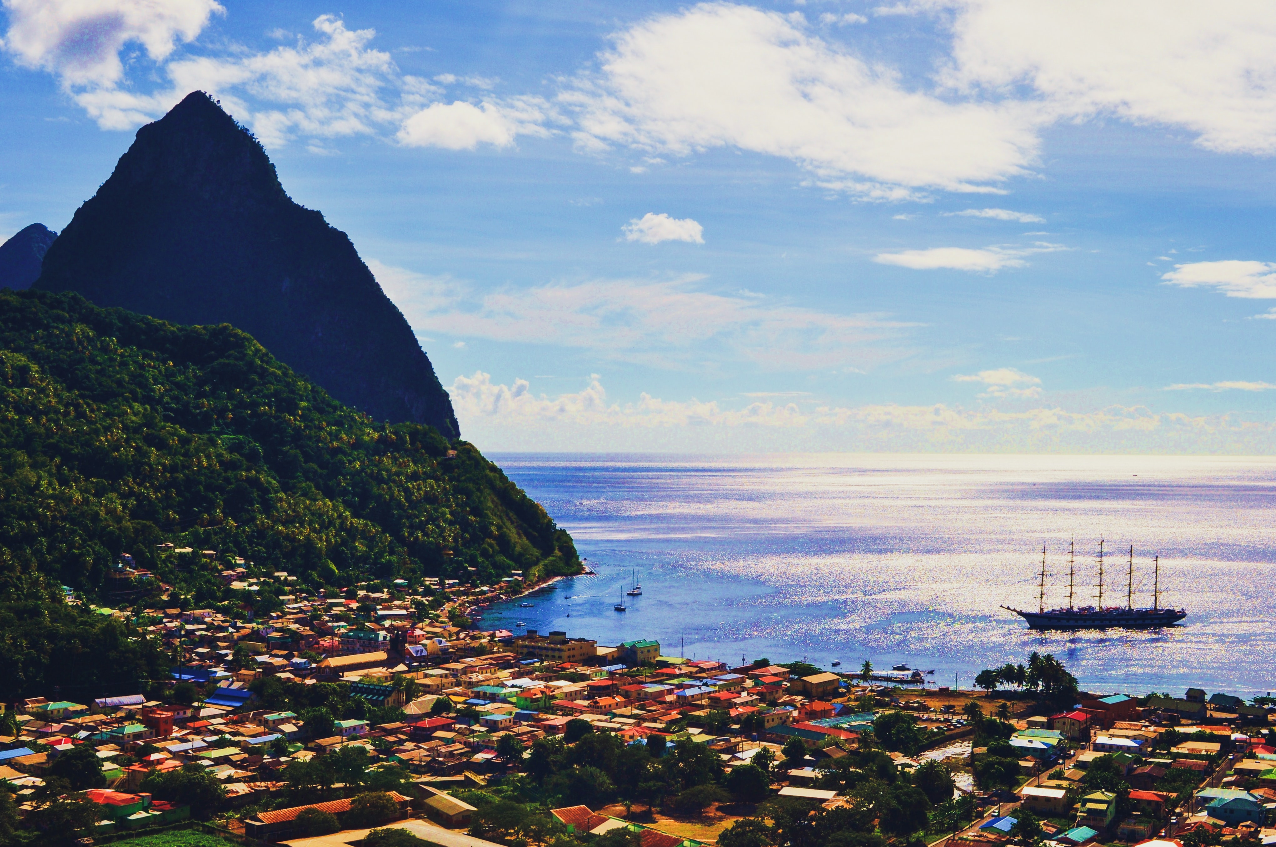 Grenada Driving Guide